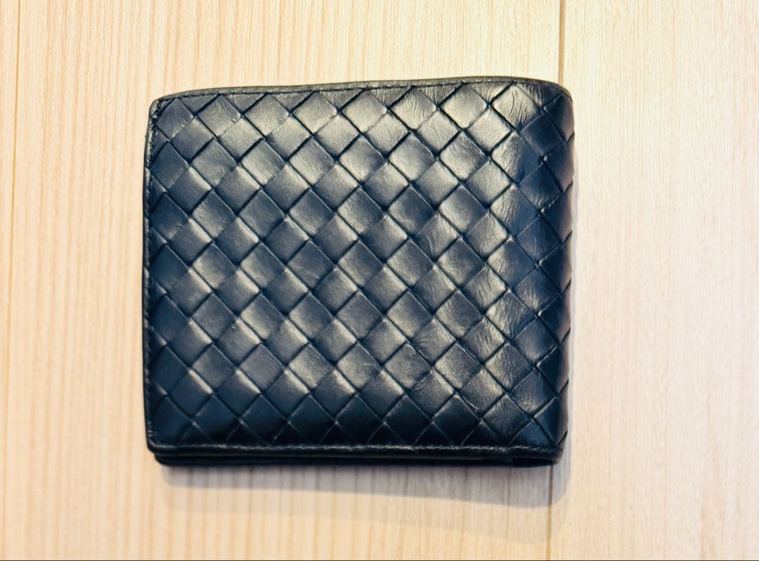ボッテガヴェネタ　ニつ折り財布　メンズ　イントレチャート