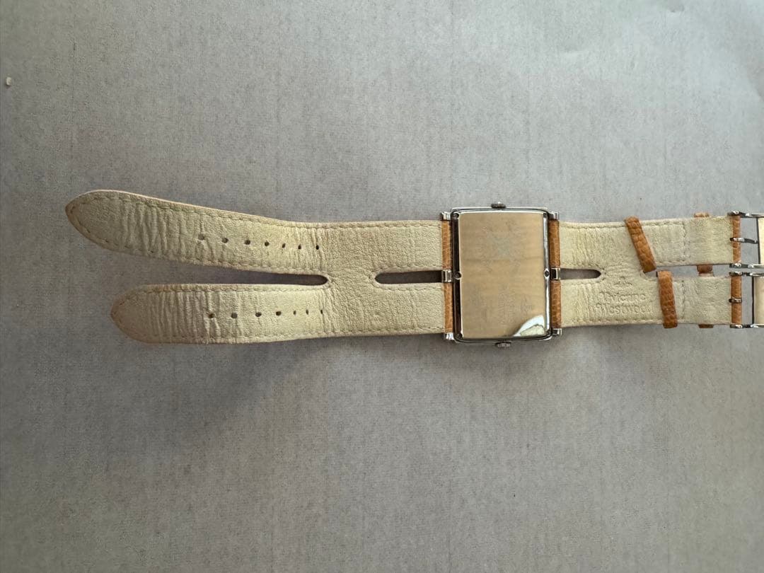 【価格交渉あり】ヴィヴィアンウエストウッド ダブルフェイス2タイムゾーン 時計