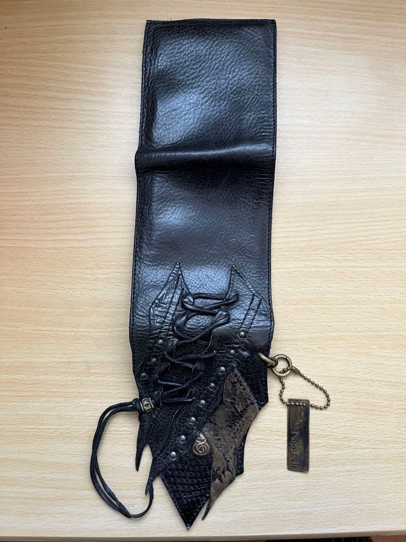 [希少美品]KMRii ケムリ　三つ折り財布　ウォレット 本革