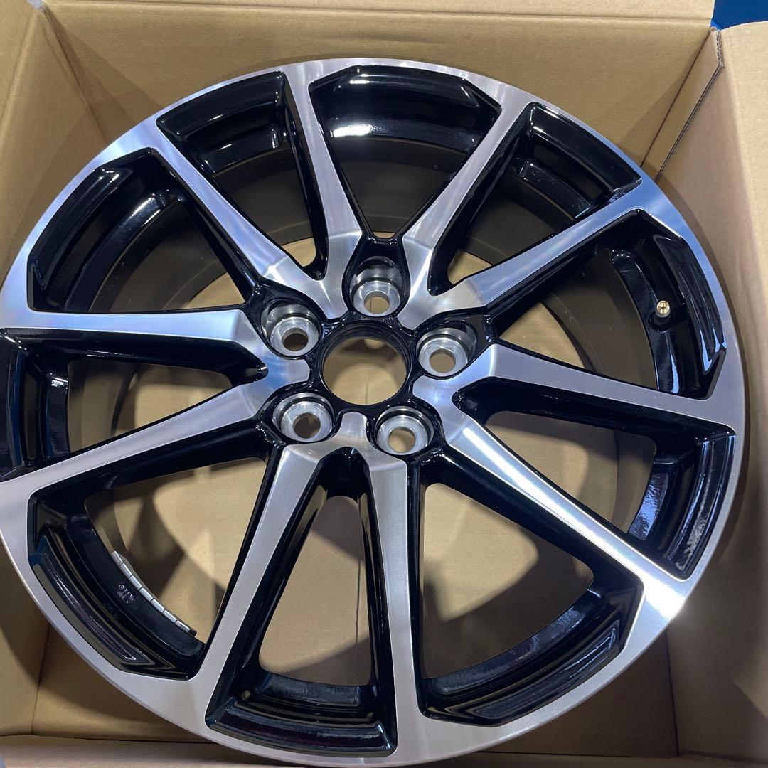 18インチ　ヤリスクロス　GR