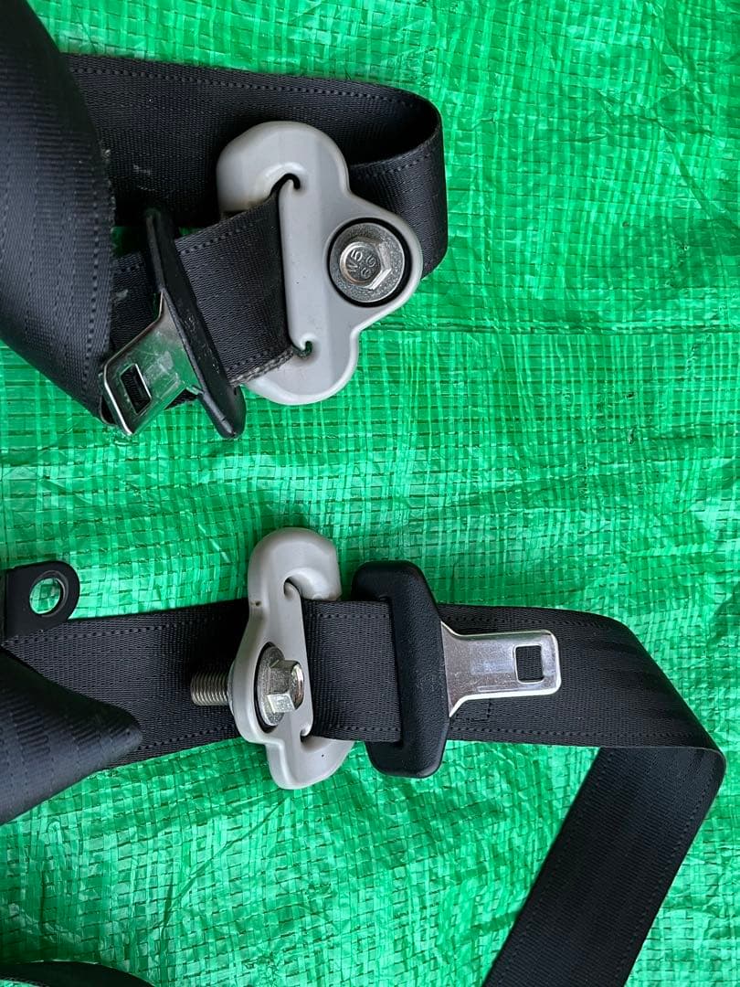 スズキハスラー用 MR31S系純正左右フロントシートベルト　　 H0604