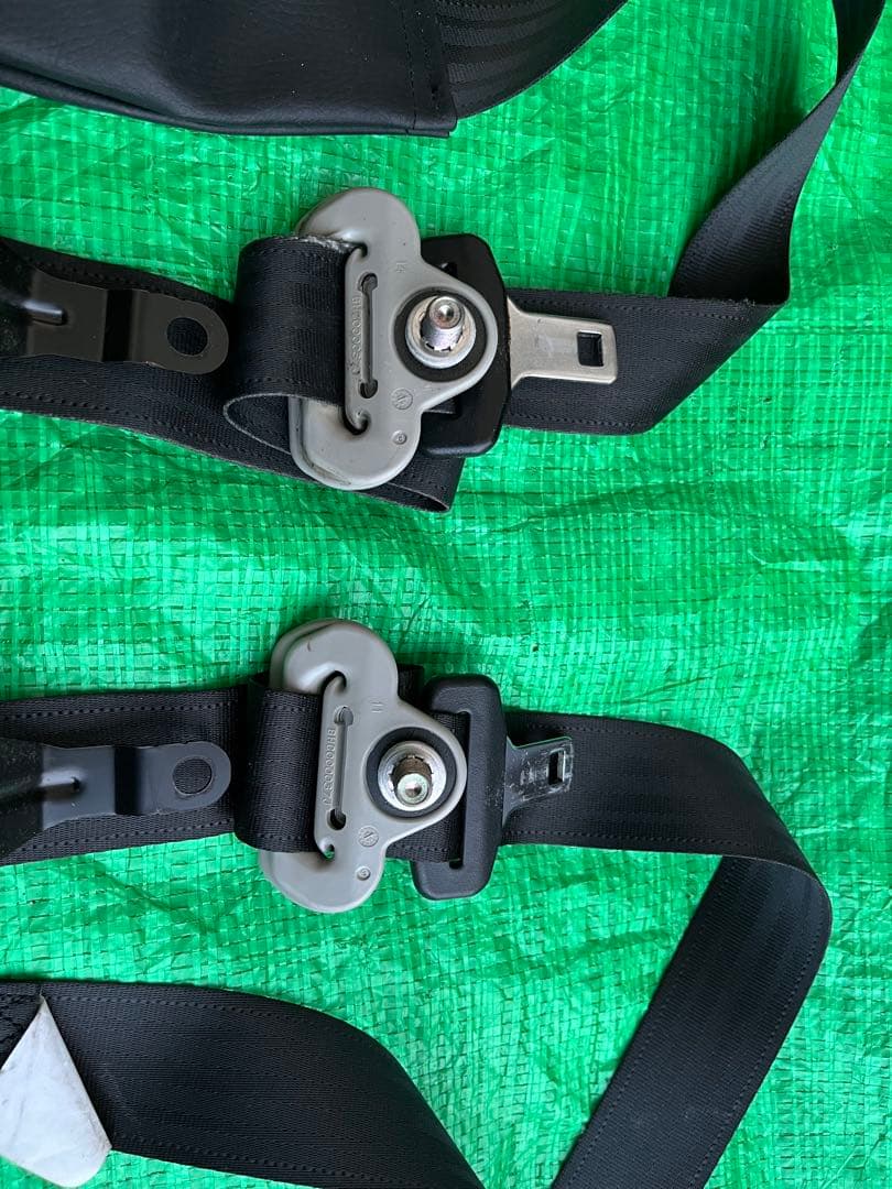 スズキハスラー用 MR31S系純正左右フロントシートベルト　　 H0604