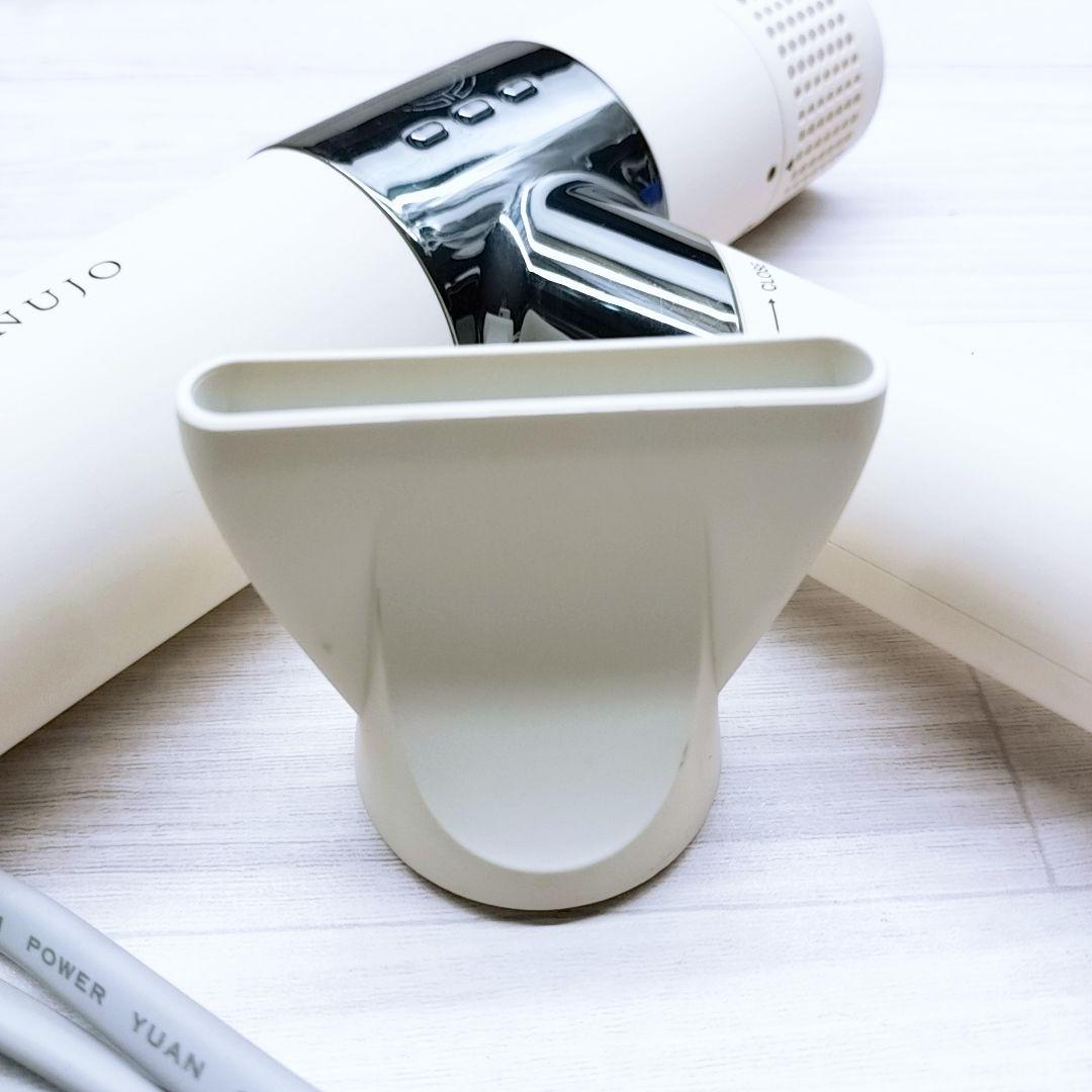 未使用に近い☺付属品完備 KINUJO 絹女 ドライヤー キヌジョ