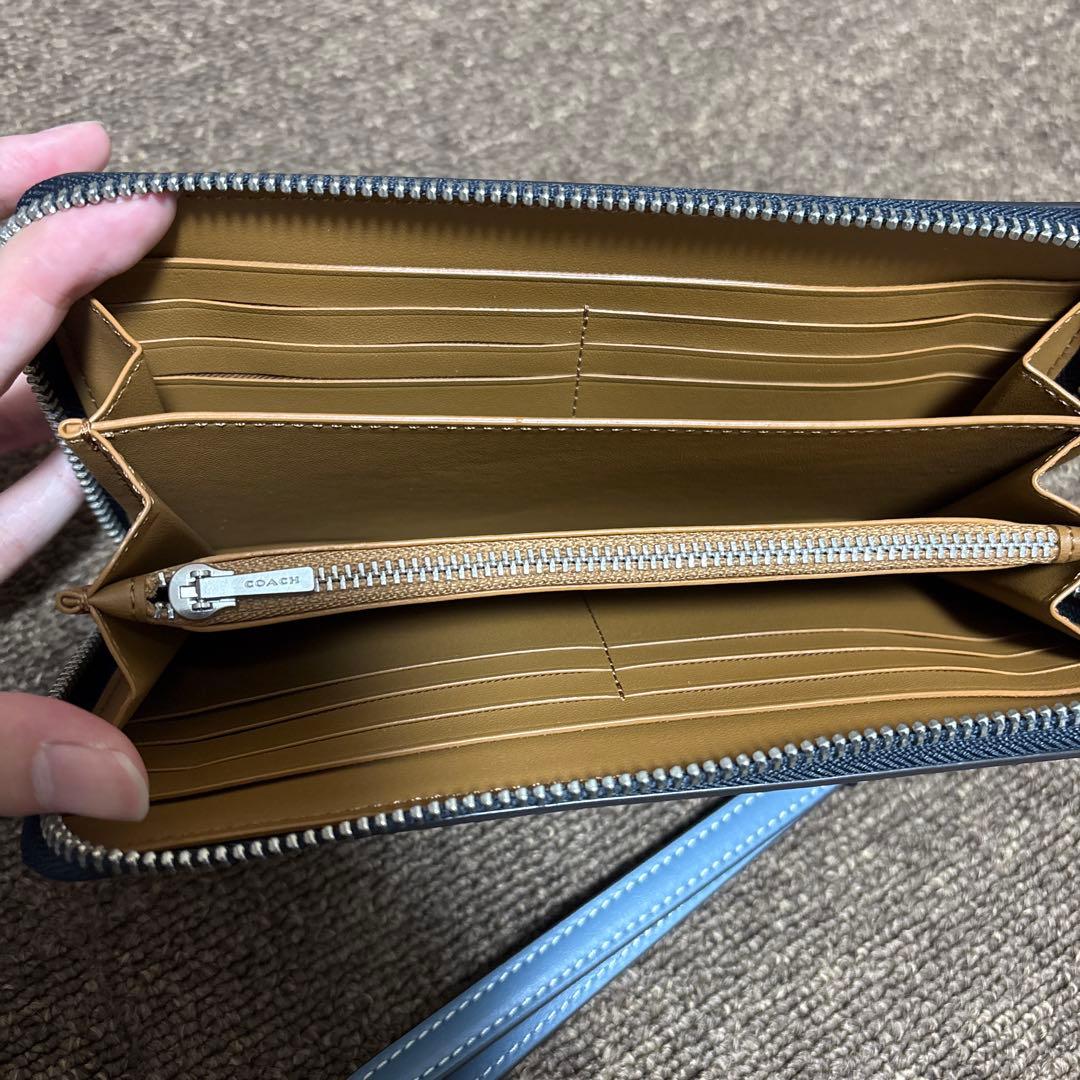 COACH ジップアラウンド長財布 ホワイト/ブルー