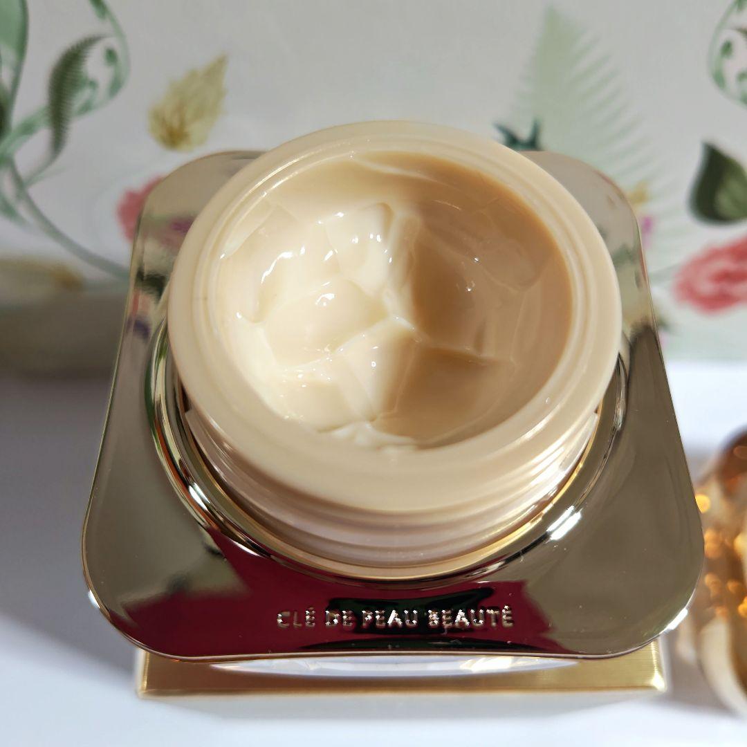クレ•ド•ポー ボーテ　ラ・クレーム30g