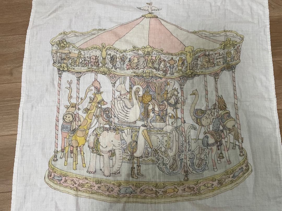 ゆ*ま様 アトリエシュー　AtelierChoux おくるみ　カルーセル　ブラン