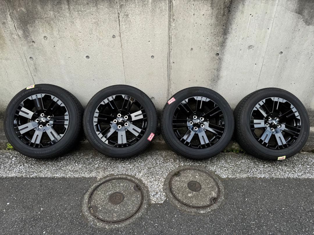 ［美品］三菱デリカD5 純正 タイヤホイール シャモニー ブラックアルミホイール