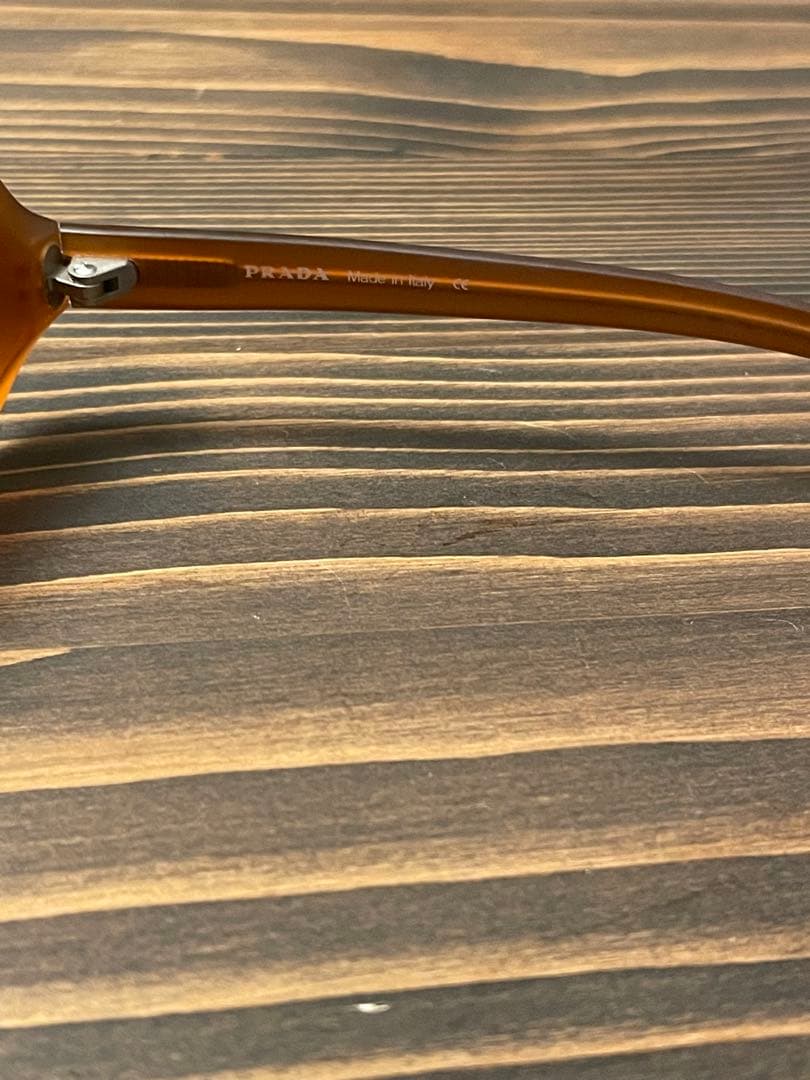 小物 SS2000 Prada Infinity sunglasses