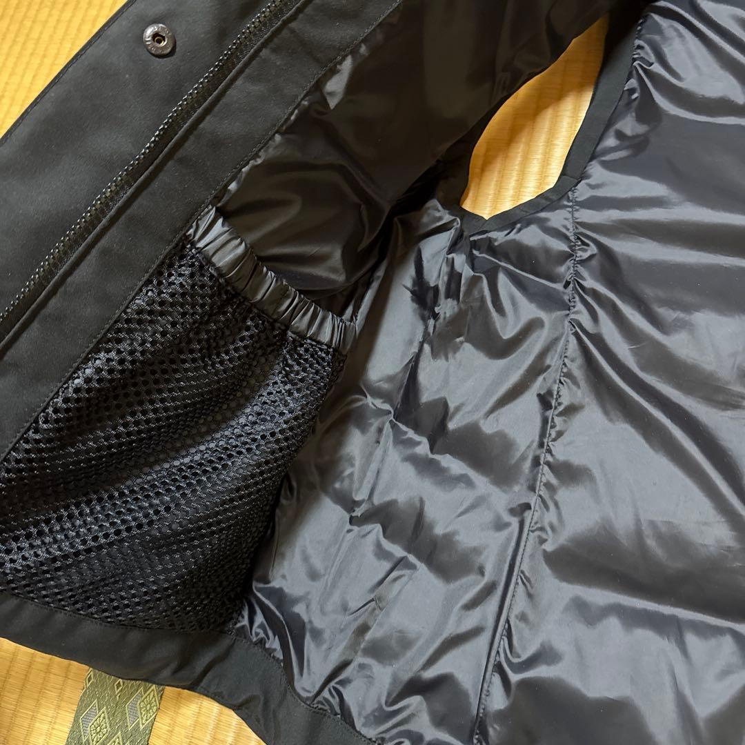 美品　カナダグース　ブラックレーベル　ダウンベスト