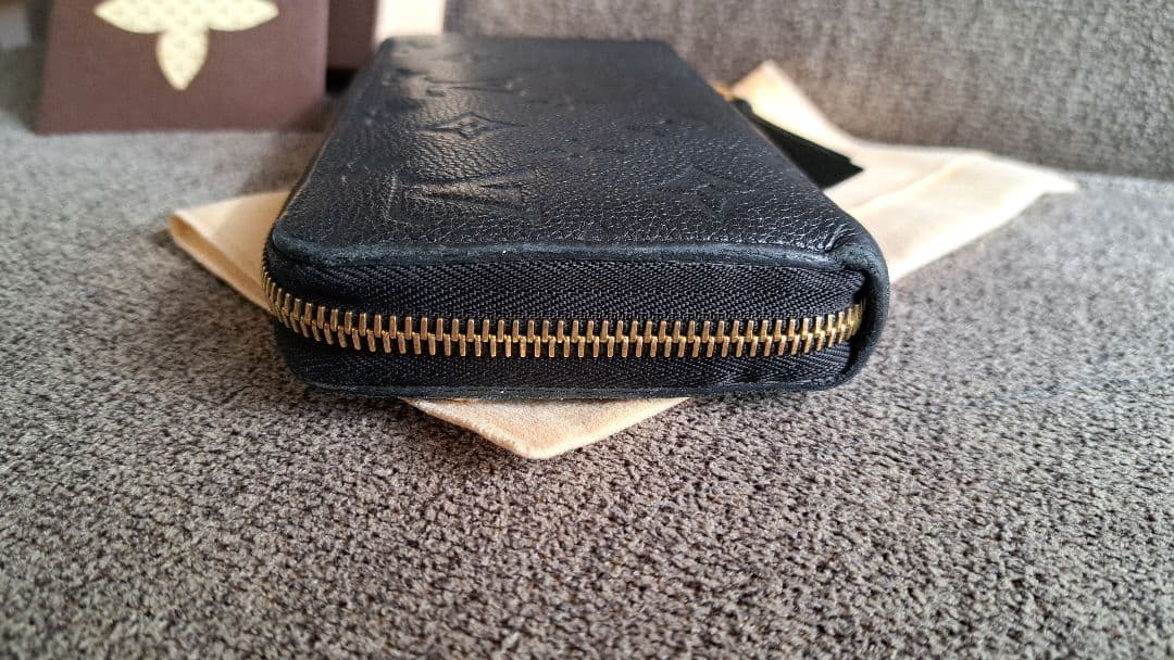 美品✨LOUIS VUITTON　 ジッピーウォレット アンプラント ノワール