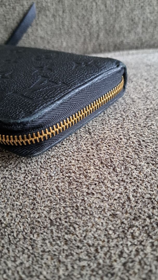 美品✨LOUIS VUITTON　 ジッピーウォレット アンプラント ノワール