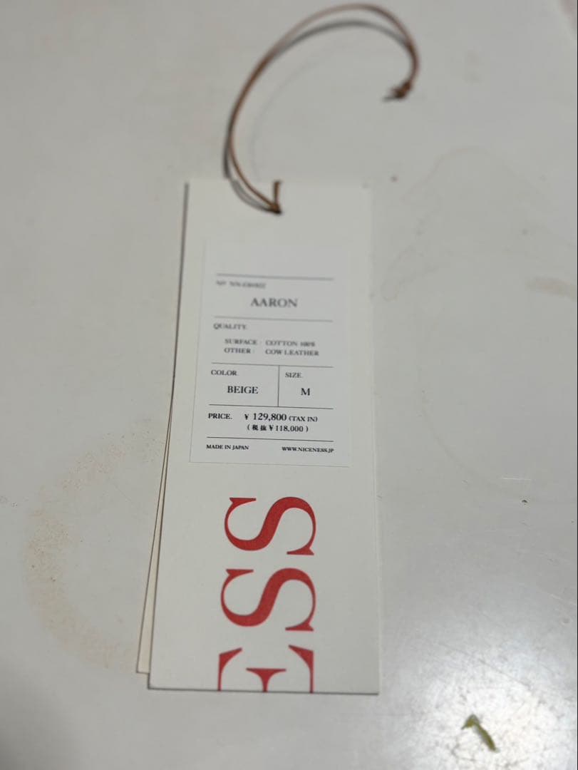 (NICENESS）AARON Mサイズ