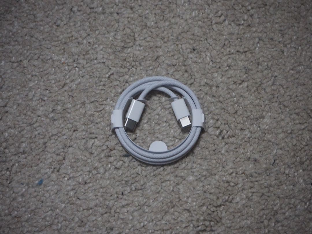 r*0様 【美品】AirPods Max Midnight (USB-C)ミッド