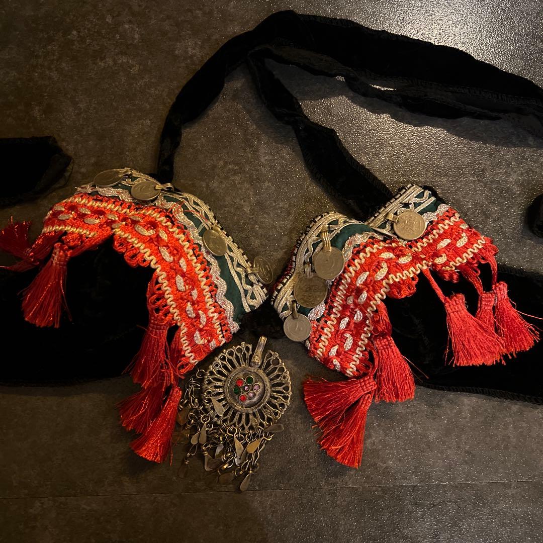 ベリーダンス　衣装　トライバル　フュージョン　赤　黒