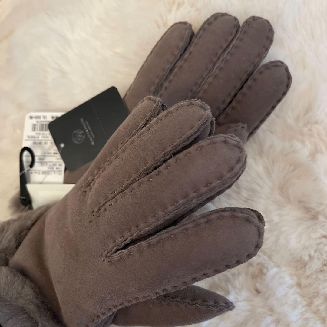 【新品タグ付き】UGG ファー付きリボン手袋 Mサイズ　グレー