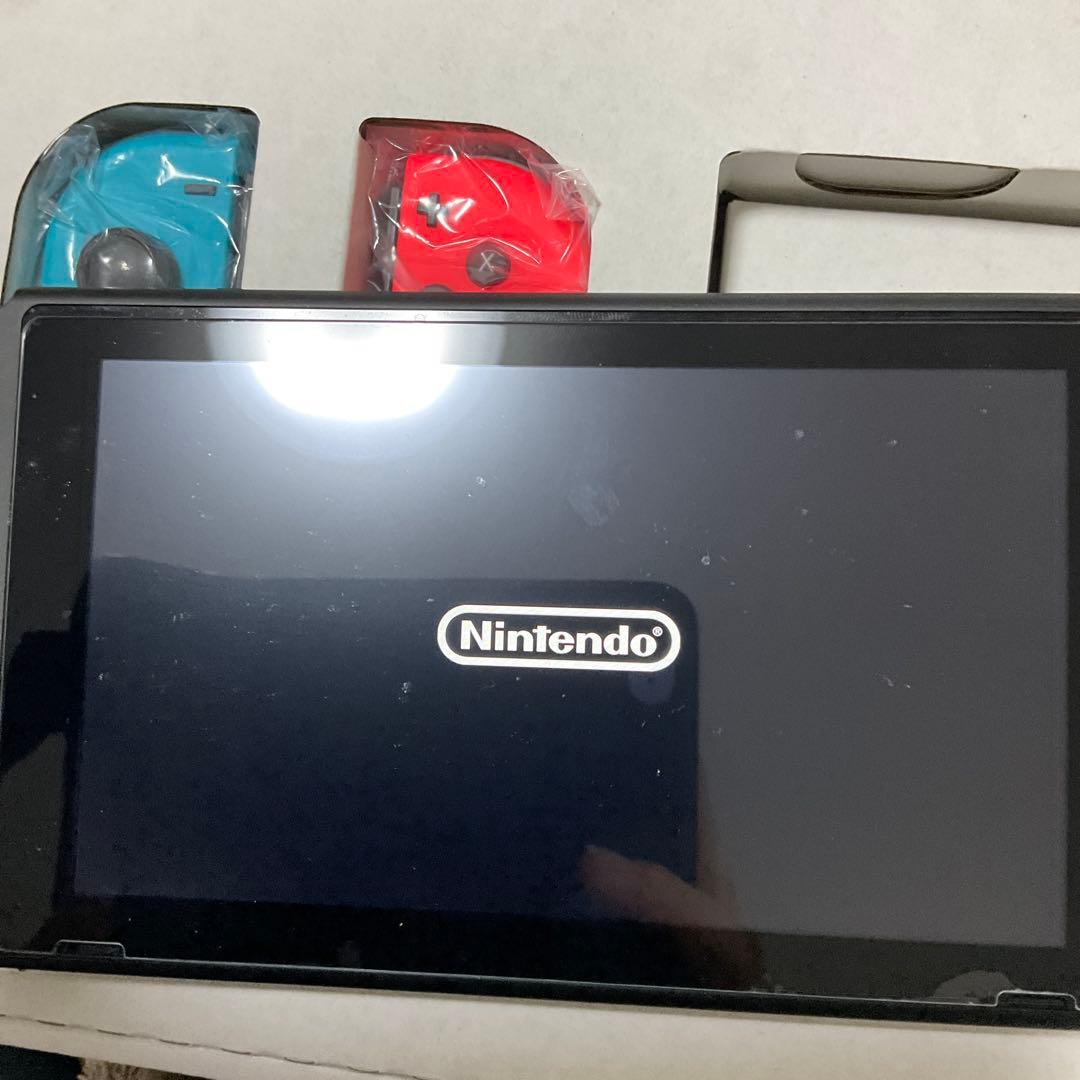 Nintendo Switch 本体＋左右ジョイコン＋本体ケースセット