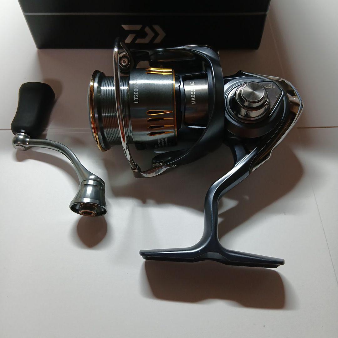 ダイワ23エアリテイ　LT2000S －H