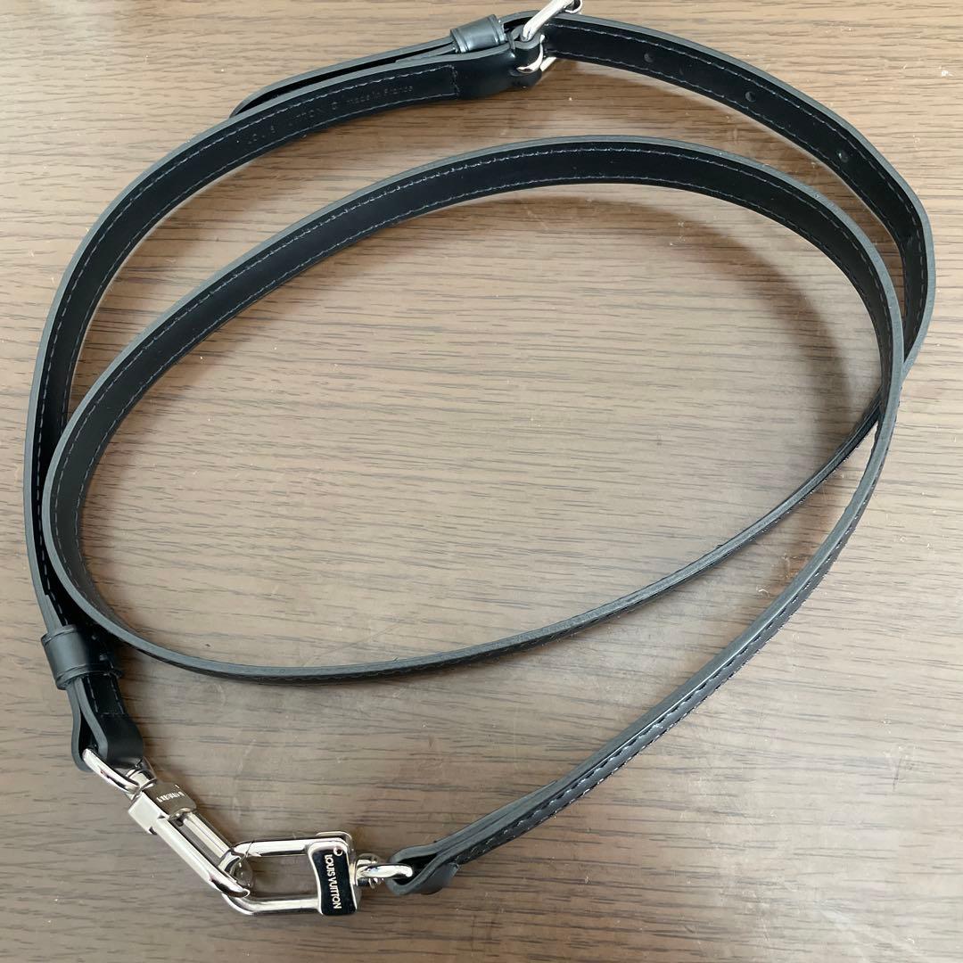 Louis Vuitton レザーショルダーストラップ ブラック