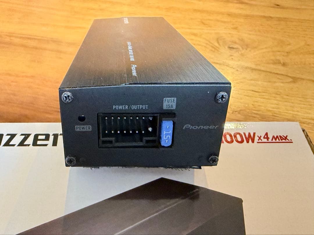 Pioneer carrozzeria GM-D1400II アンプ