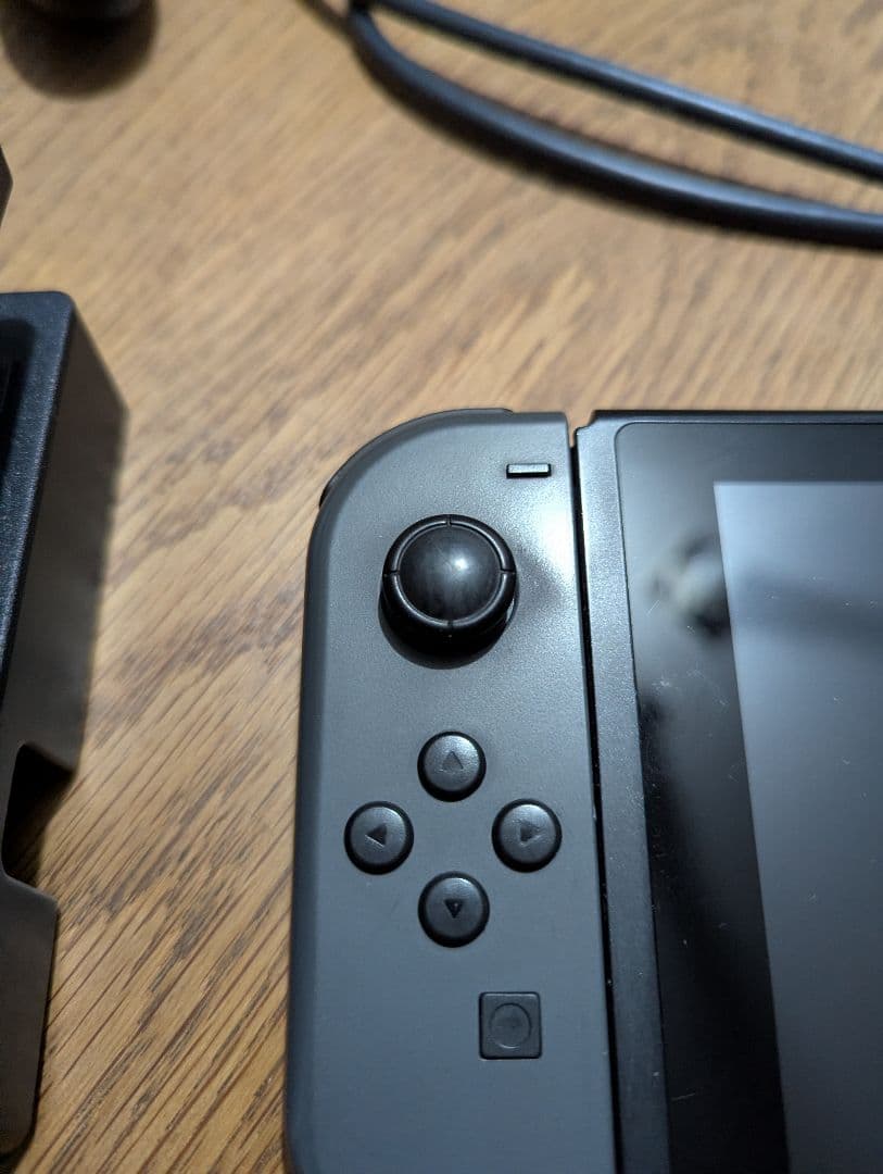 Nintendo Switch 本体 ※箱なし、microSDカード付き