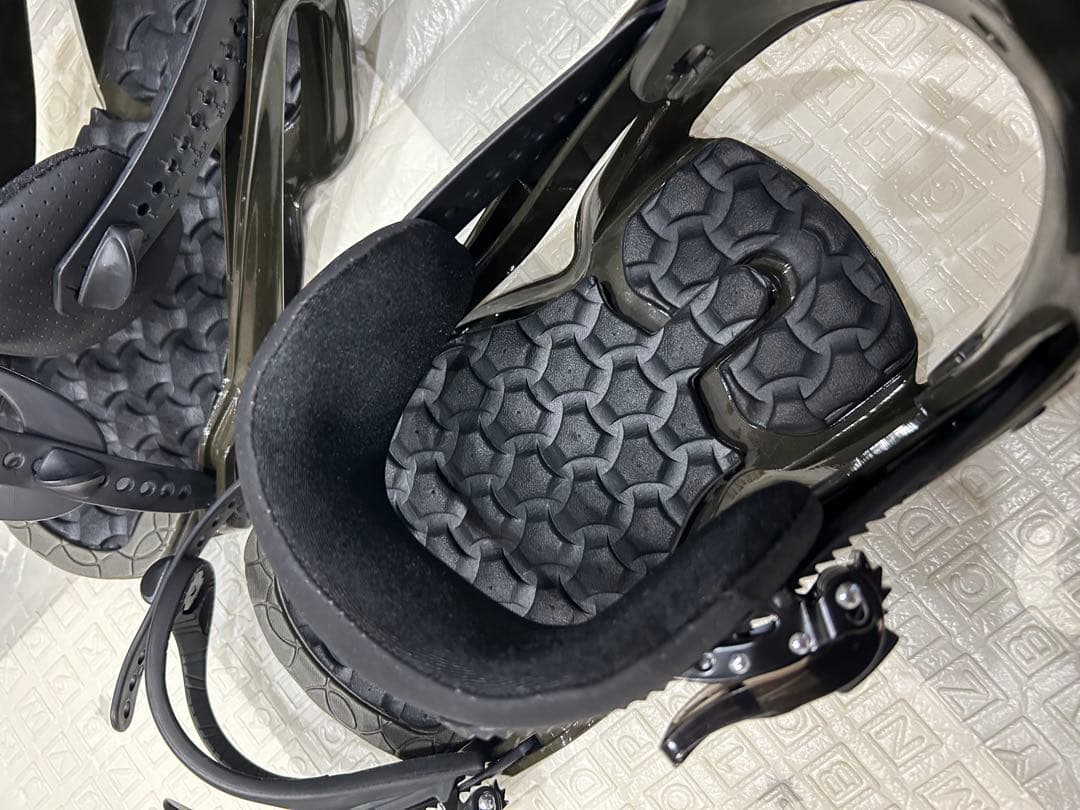 RHYTHM スノーボード ビンディング ブラック