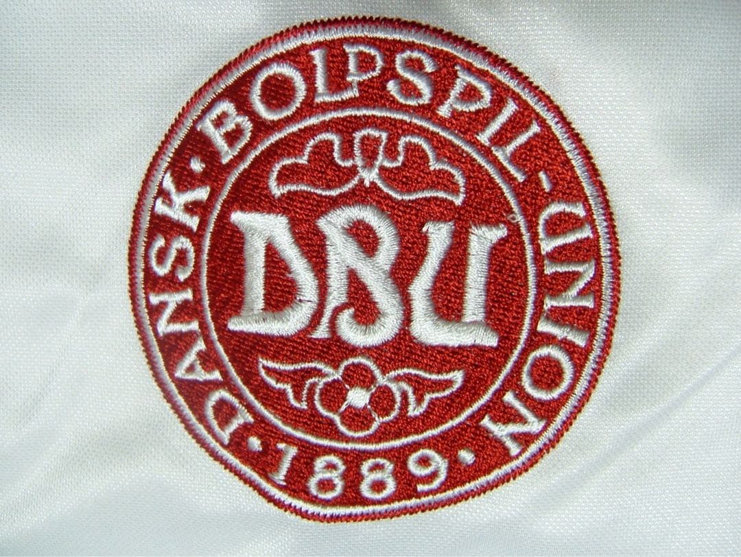 ◉正規新品◉ デンマーク代表 04-05 adidas size-M