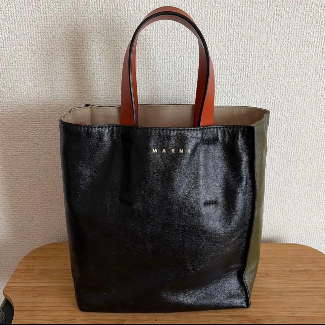 ★とね★MARNI MUSEO ソフトレザー　バッグ