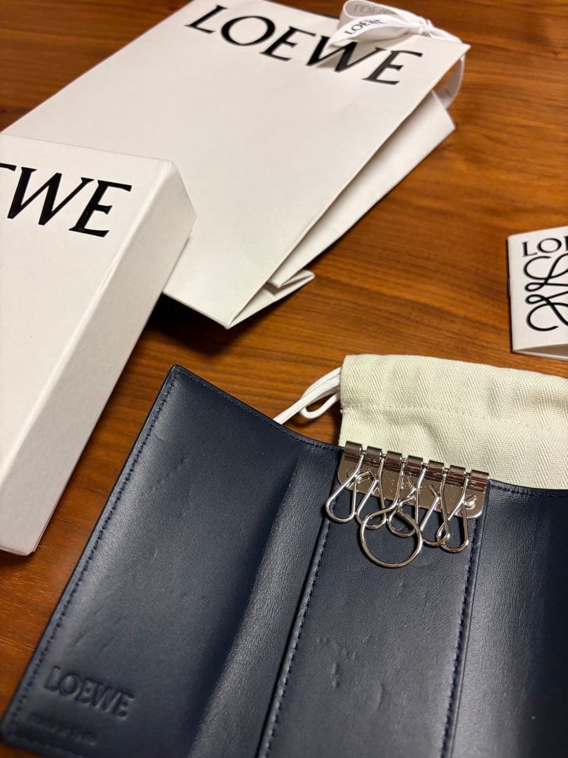 LOEWE　ロエベ　キーケース　6連フック