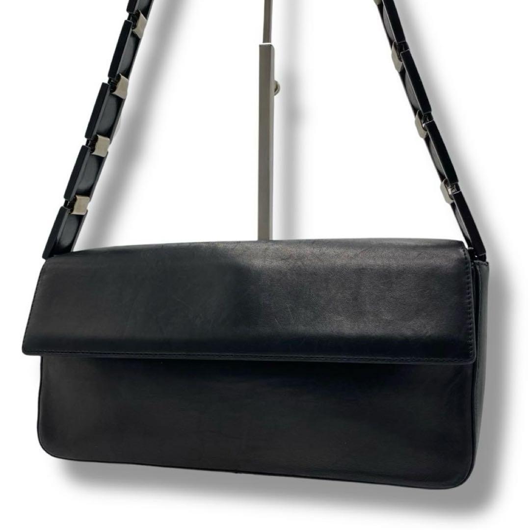 美品 フェラガモ ショルダーバッグ バッグ レザー 黒 チェーン Vintage