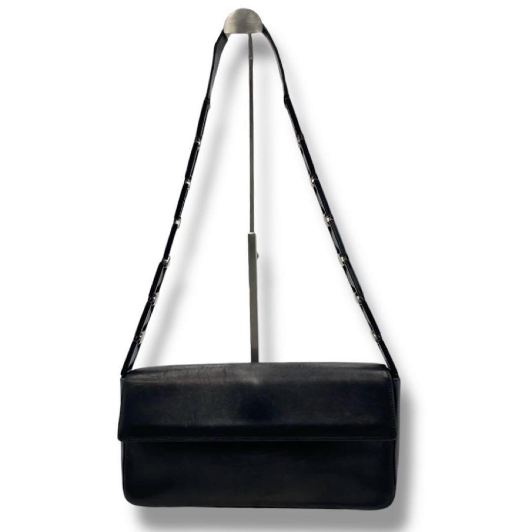 美品 フェラガモ ショルダーバッグ バッグ レザー 黒 チェーン Vintage