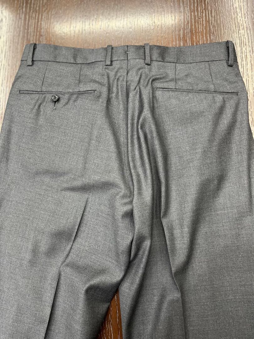 新品　オリジナルテーラードスーツ　つんつん