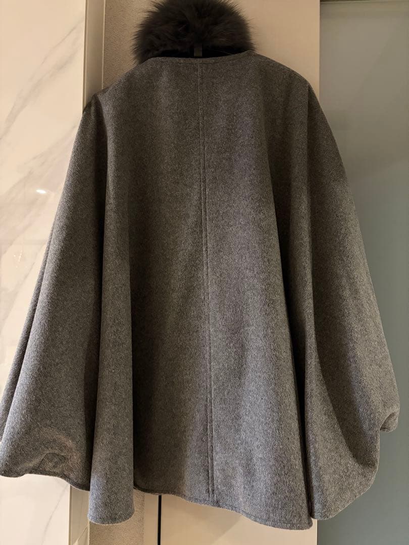 バーニーズニューヨーク♡カシミヤ100%ポンチョ♡ブルーフォックス