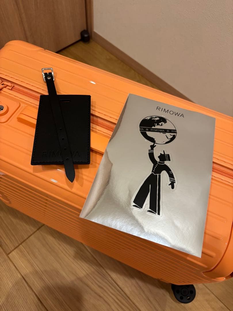 リモワ　エッセンシャル　キャビン　パパイヤ　Papaya