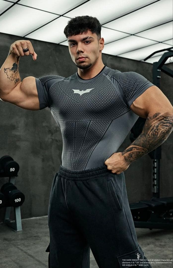 ウォーキング・ランニングウェア  x Batman Dark Grey M