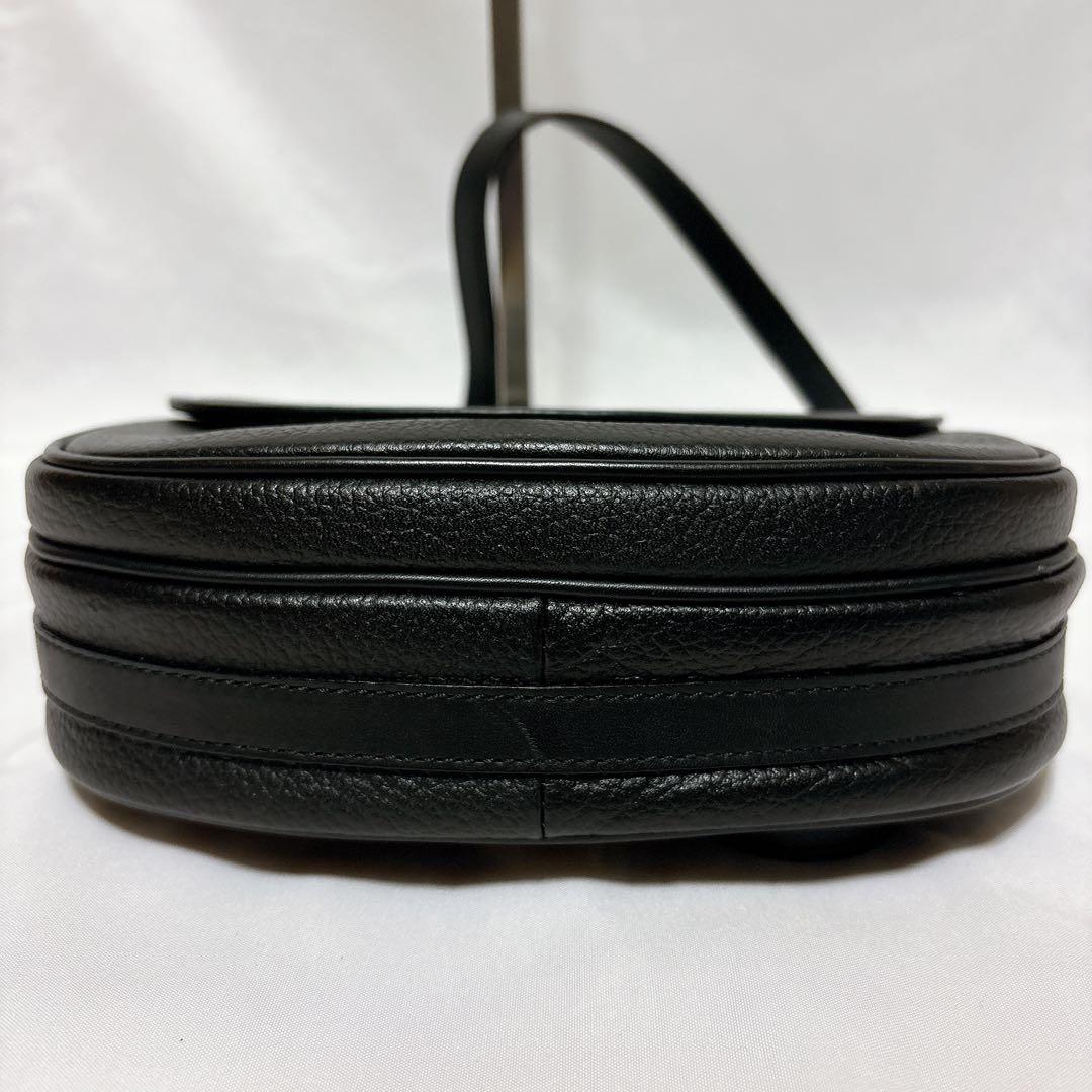 【美品】バーバリー ブラック レザー フラップ ショルダーバッグ ノバチェック