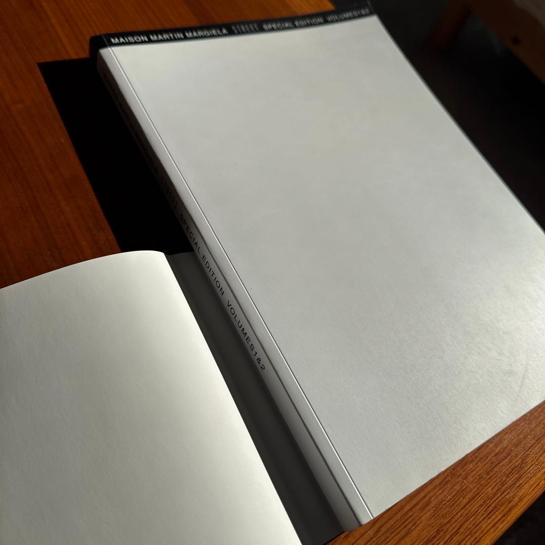 アート・デザイン・音楽 MARTIN MARGIELA STREET SPECIAL 1&2