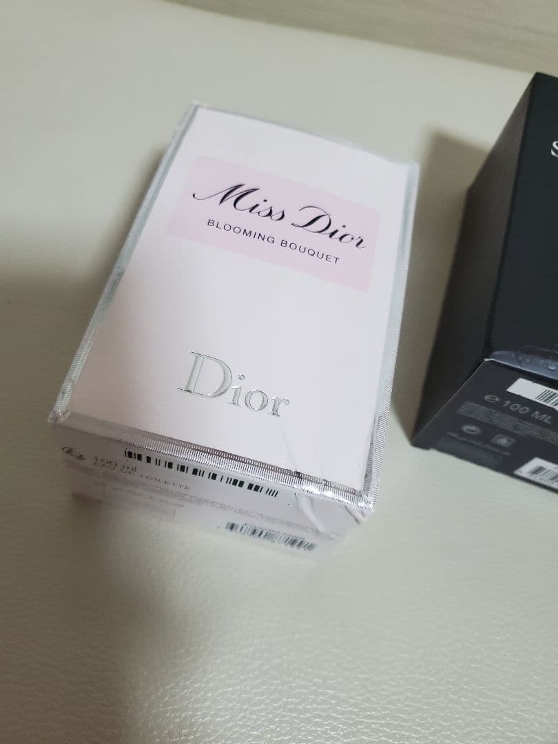 Dior 香水 2点セット 外箱ダメージあり 新品未使用 100ml