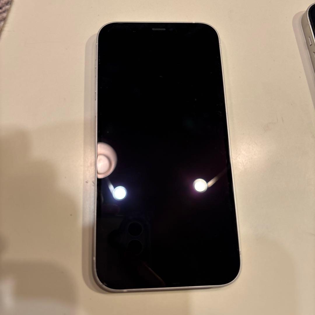 値下げしました！　Apple iPhone 12 ホワイト 本体　64gb