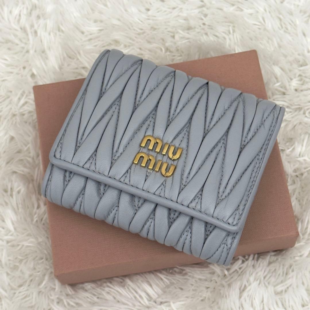 極上美品⭐️RFID内蔵 MIUMIU ミュウミュウ マテラッセ 財布 現行