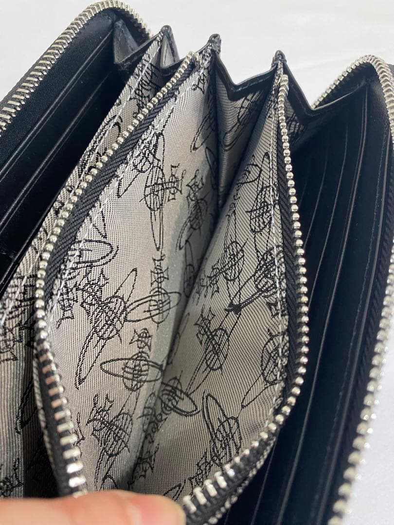 ◆ヴィヴィアンウエストウッド　Vivienne Westwood 長財布　黒