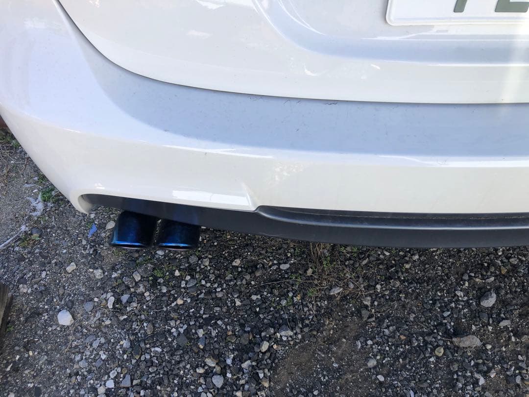 bmw 320iマフラー