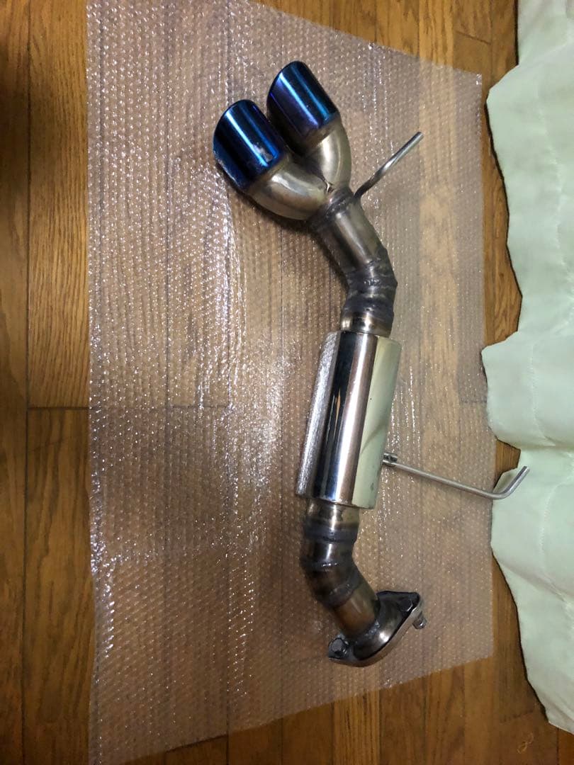 bmw 320iマフラー