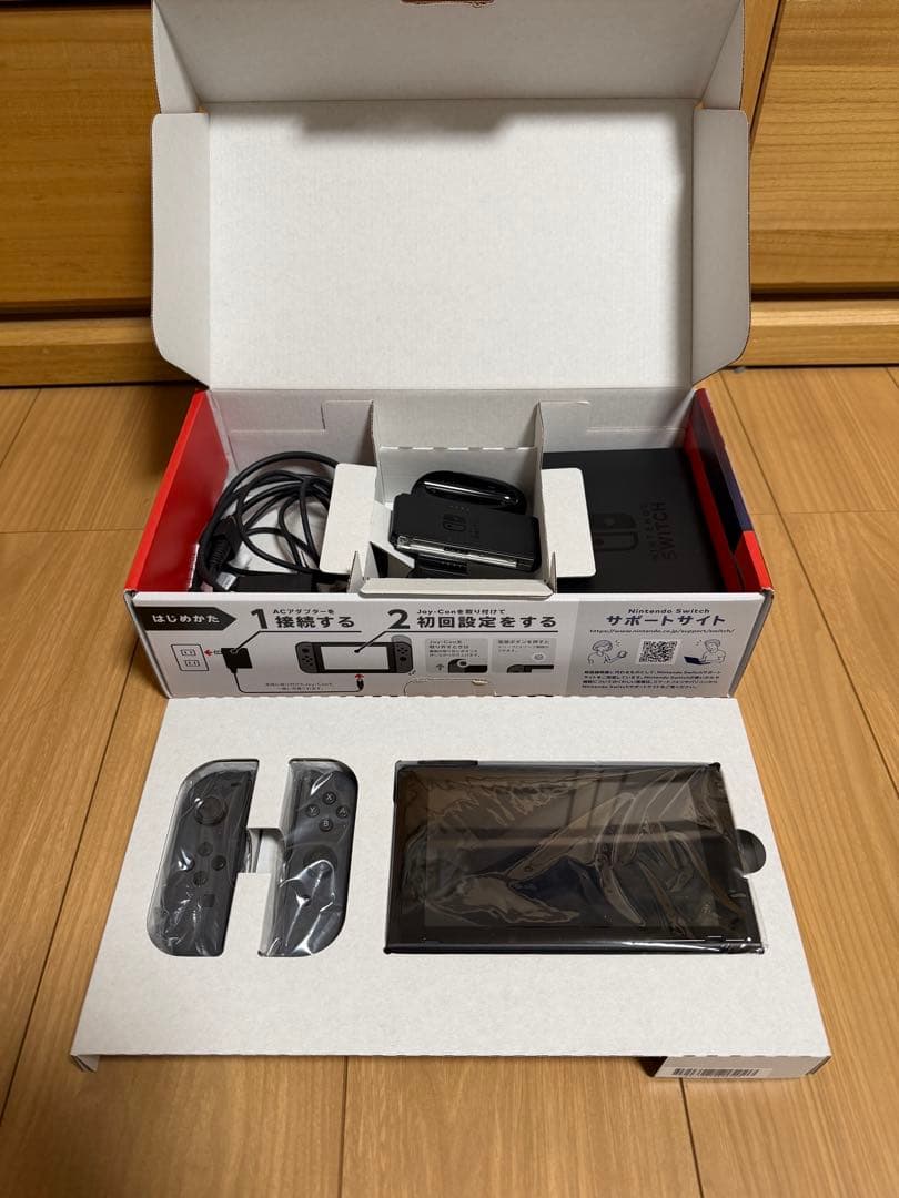 ooooo 様Nintendo Switch 本体 通常モデル 付属品一式