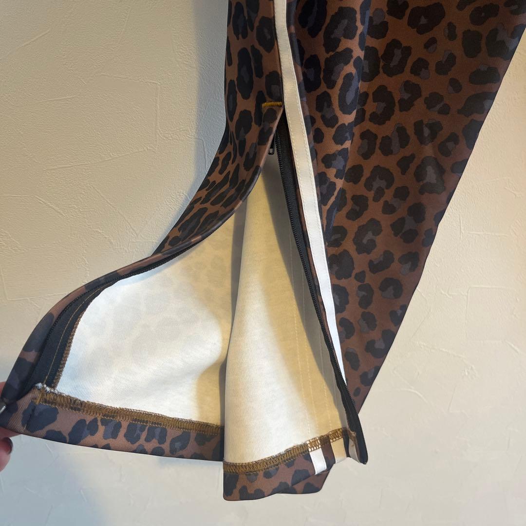 完売品　adidasレオパード トラックパンツ ABCマート限定