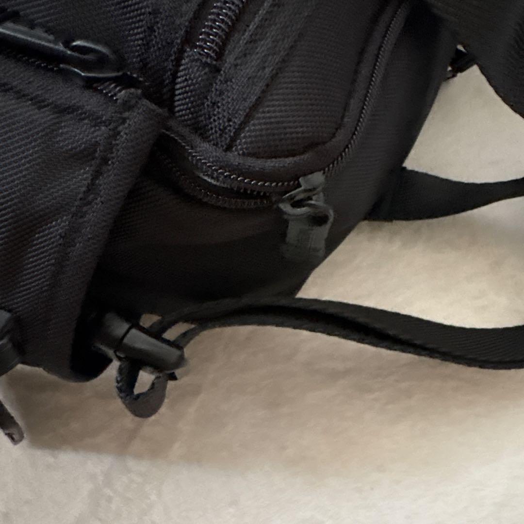 未使用級✨トゥミ ボストンバッグ ブラック 黒　2WAY チャーム