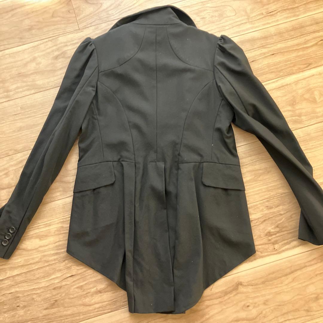 コムデギャルソン　黒ジャケット