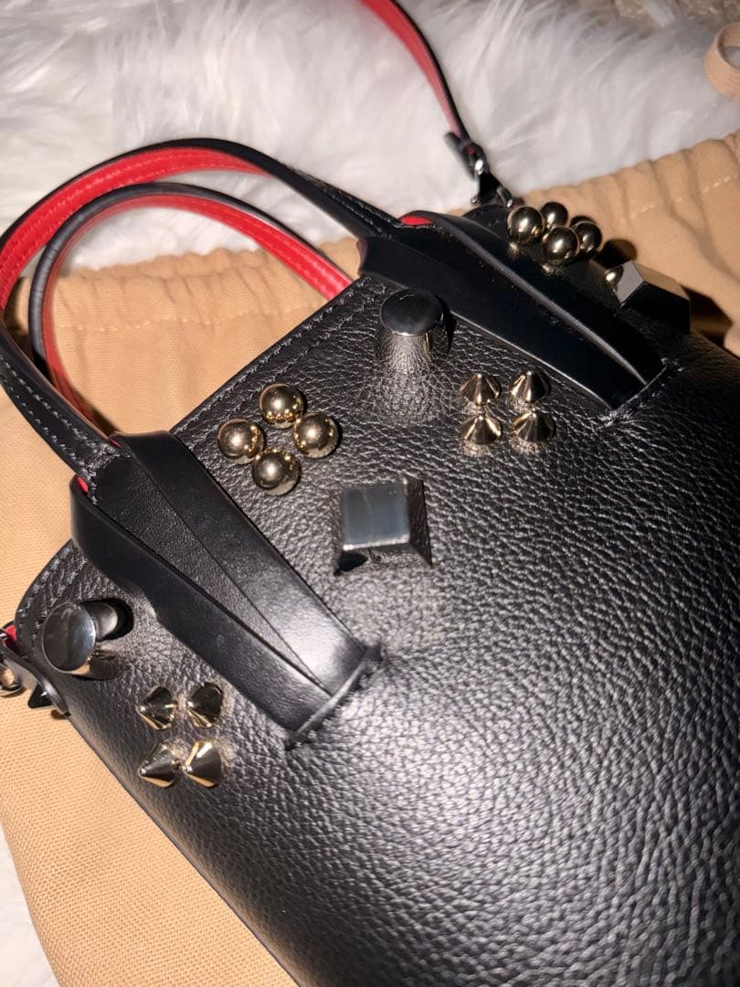 ル*ナ様 Christian Louboutin ショルダーバッグ CABATA