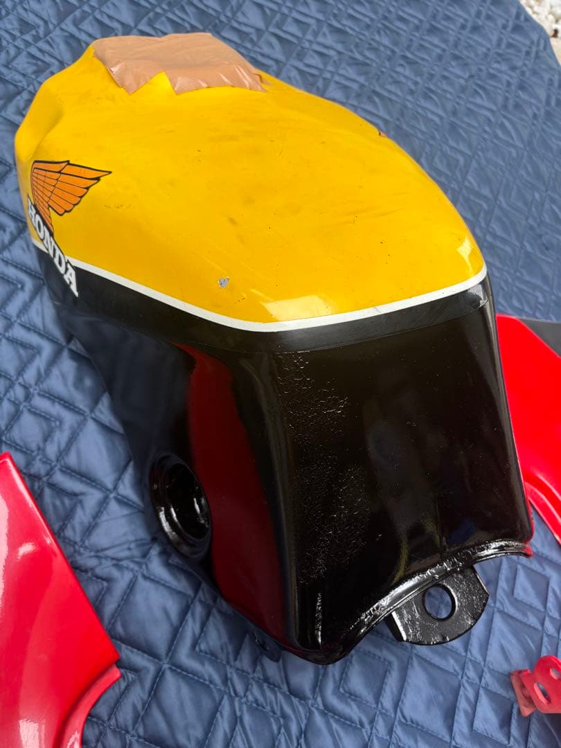 再塗装ベース　CBR400F 一型外装セット