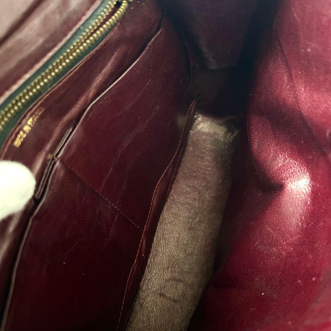 シャネル　Vステッチ　ラムスキン　ターンロック　チェーン　ショルダーバッグ