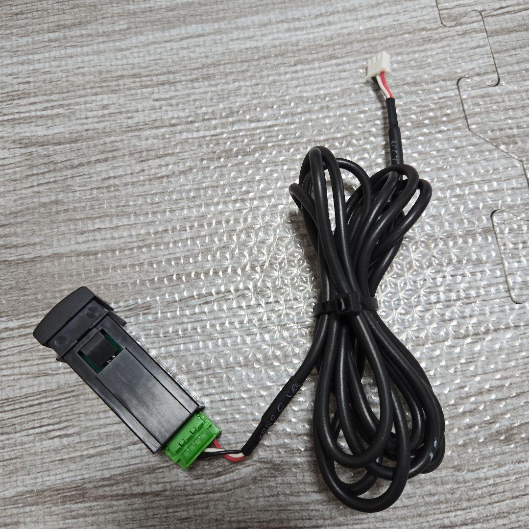 トヨタ　ノアヴォクシー　テレビコントロール